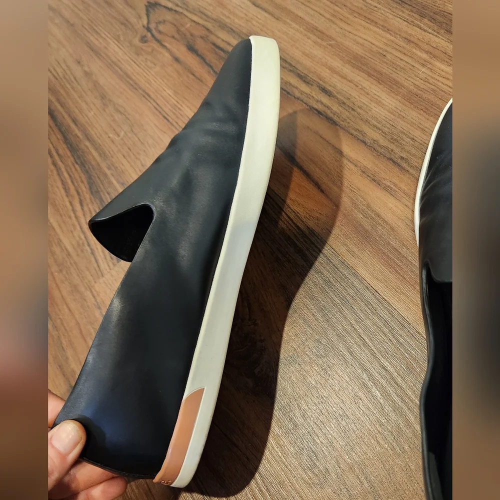 Women's Vince Leather Slip-On Loafer size 7.5 - Picture 9 of 14